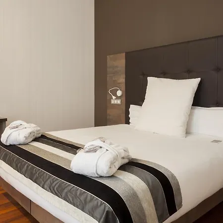 Отель Petit Palace Boqueria 4*
