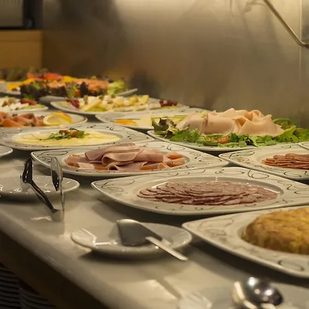 Отель Petit Palace Boqueria 4*